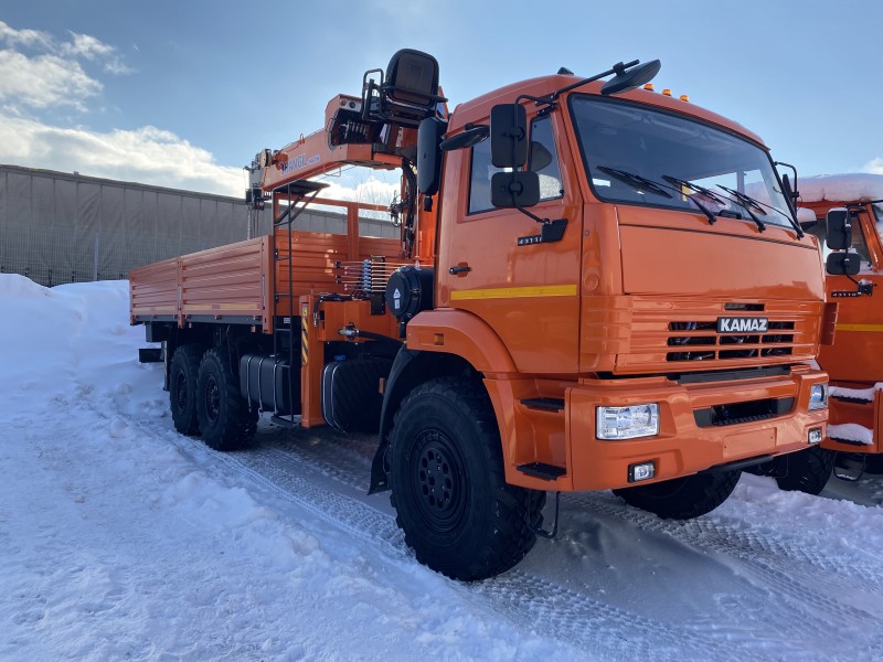 Автомобиль бортовой 438240 на шасси Камаз  43118-73094-50  с КМУ HANGIL HGC756